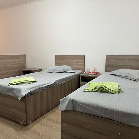 Pensiune Restaurant Rustic Rm Sarat Rymnik Zewnętrze zdjęcie